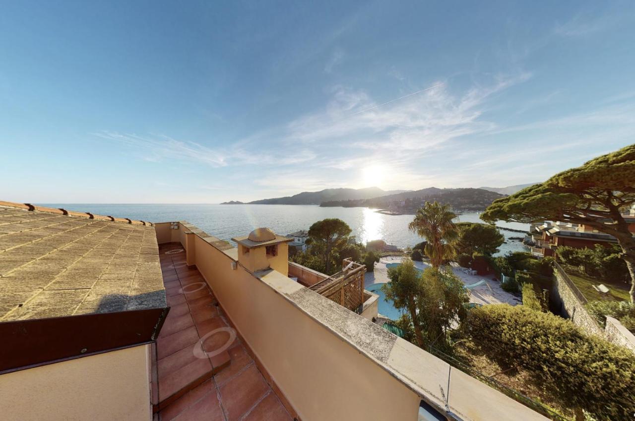 Welcome Riviera - Attico San Faustino 165 Mq Piu 110 Mq Di Terrazza- In Villa 700 ,Vista Mare Strepitosa-100 M Dalla Spiaggia-Parking Esclusivo Rapallo Bagian luar foto