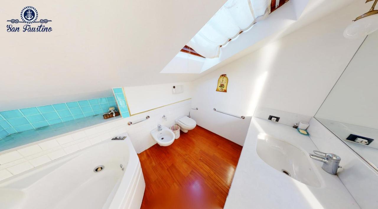 Welcome Riviera - Attico San Faustino 165 Mq Piu 110 Mq Di Terrazza- In Villa 700 ,Vista Mare Strepitosa-100 M Dalla Spiaggia-Parking Esclusivo Rapallo Bagian luar foto