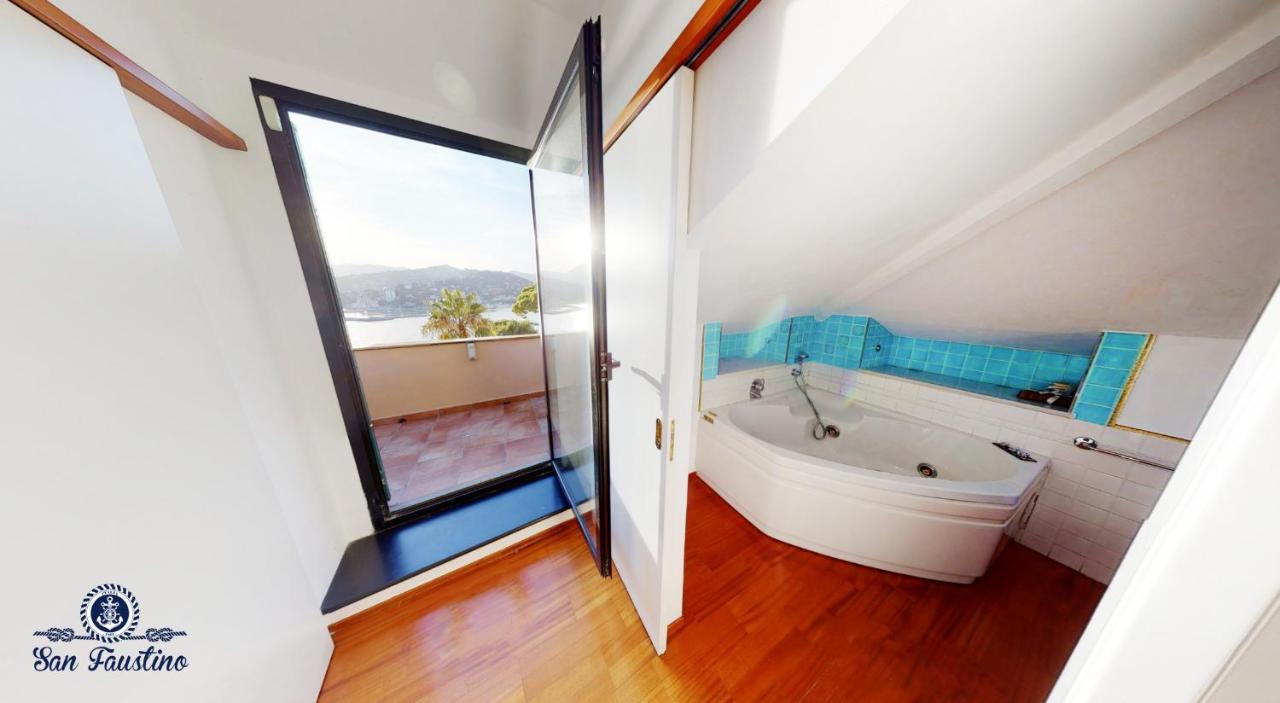 Welcome Riviera - Attico San Faustino 165 Mq Piu 110 Mq Di Terrazza- In Villa 700 ,Vista Mare Strepitosa-100 M Dalla Spiaggia-Parking Esclusivo Rapallo Bagian luar foto