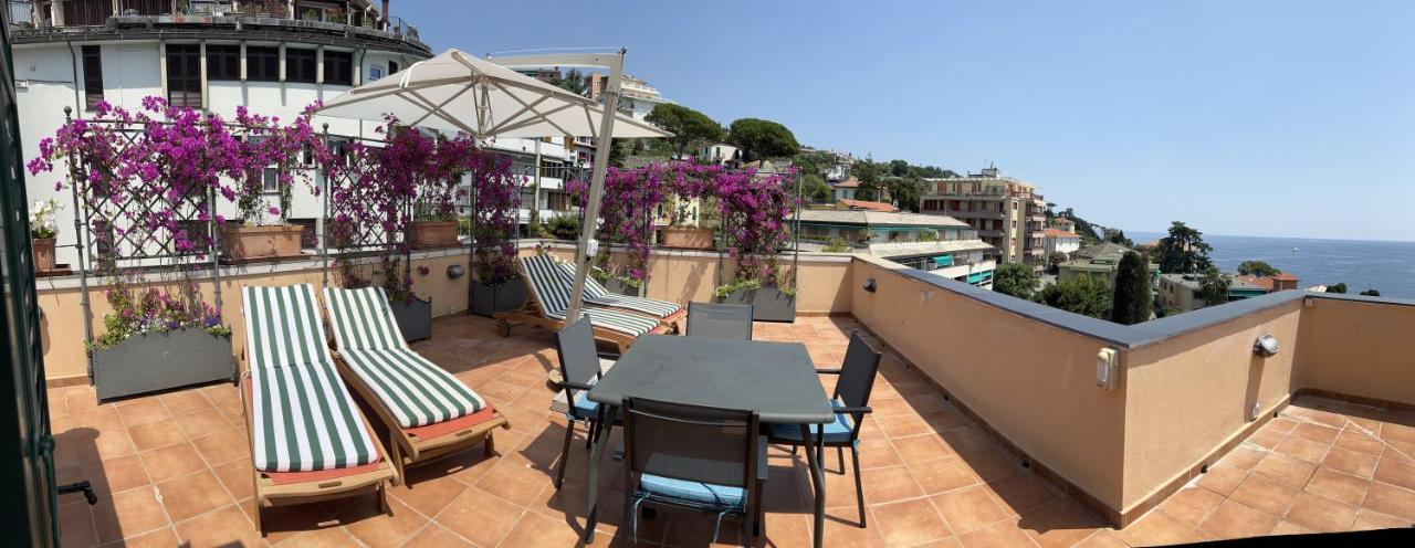 Welcome Riviera - Attico San Faustino 165 Mq Piu 110 Mq Di Terrazza- In Villa 700 ,Vista Mare Strepitosa-100 M Dalla Spiaggia-Parking Esclusivo Rapallo Bagian luar foto