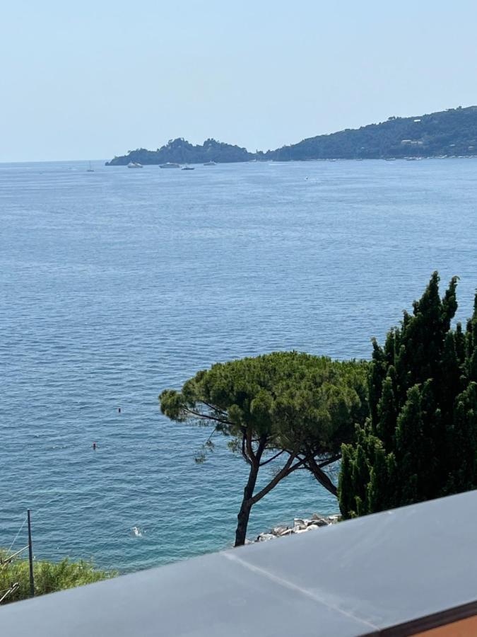 Welcome Riviera - Attico San Faustino 165 Mq Piu 110 Mq Di Terrazza- In Villa 700 ,Vista Mare Strepitosa-100 M Dalla Spiaggia-Parking Esclusivo Rapallo Bagian luar foto