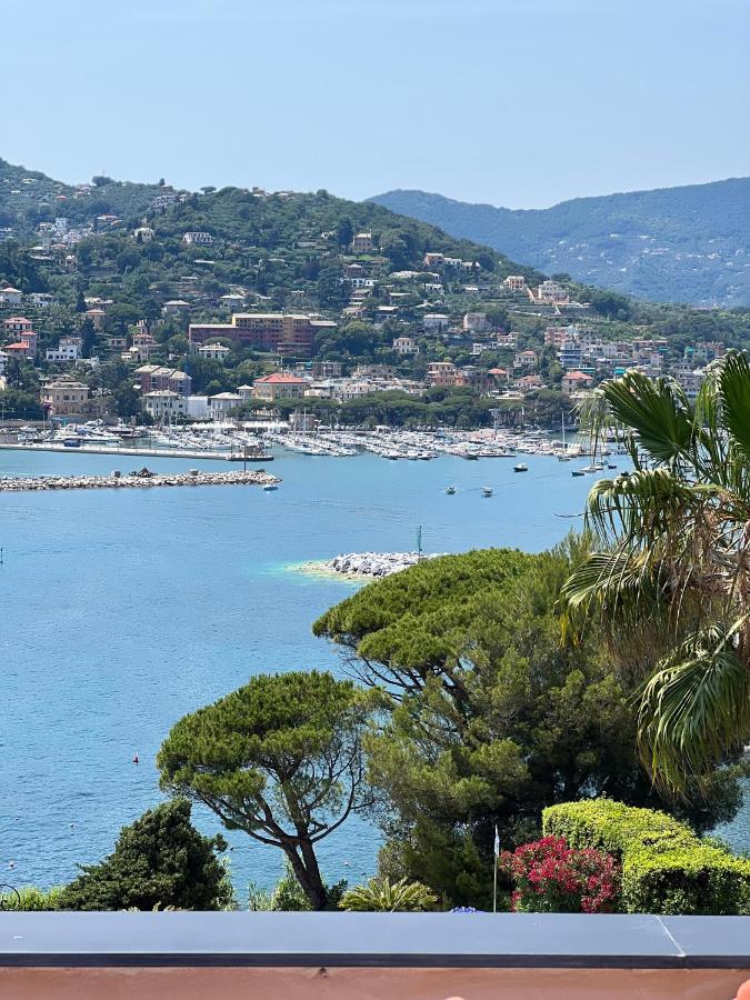 Welcome Riviera - Attico San Faustino 165 Mq Piu 110 Mq Di Terrazza- In Villa 700 ,Vista Mare Strepitosa-100 M Dalla Spiaggia-Parking Esclusivo Rapallo Bagian luar foto